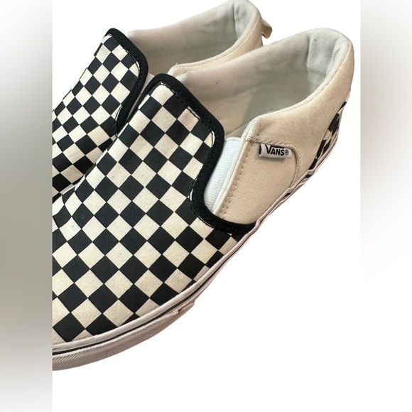 Vans | Classic Slip-On Checkerboard Shoe - Picture 3 of 4